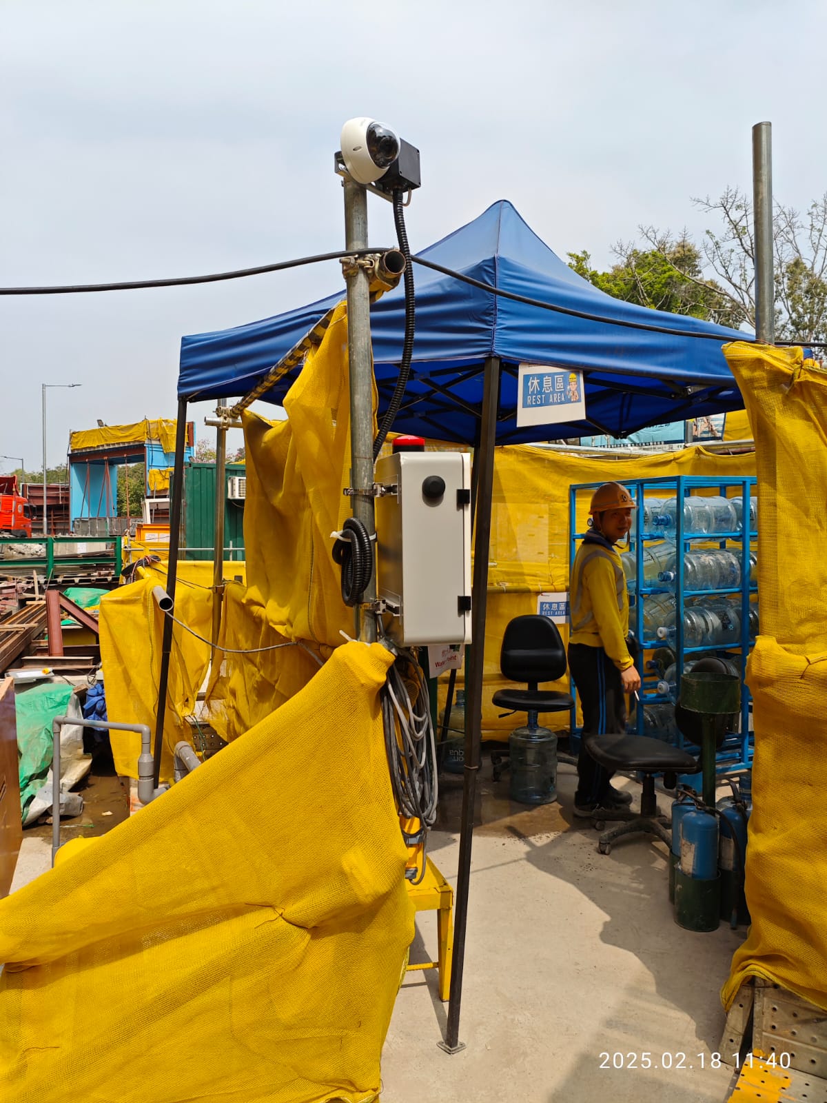 Outdoor 4G AIoT Surveillance System